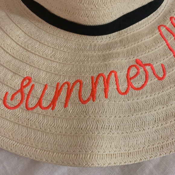 NWOT CUSTOM SUMMER FLING BEACH HAT - Picture 4 of 5